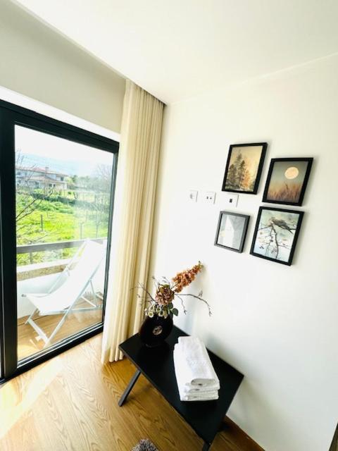 Apartamento com 2 Quartos (3 Adultos e 1 Criança)